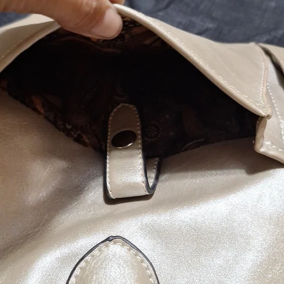 Purse - Picture 8 of 10